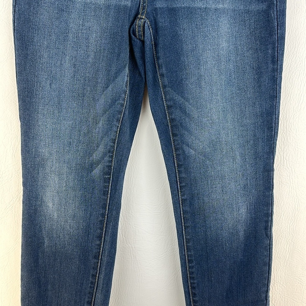 Judy Blue Medium Waist Skinny Jeans - Picture 3 of 10
